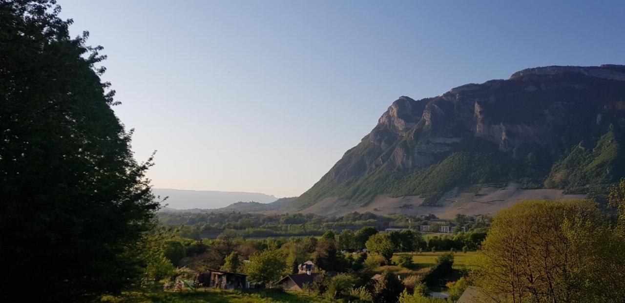 Gite Clair, Spacieux Et Cosy Avec Vue Sur Le Massif De La Chartreuse Sainte-Helene-du-Lac Exterior photo